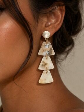 LOFT Gold & Peach Resin Dangle Earrings NWOT